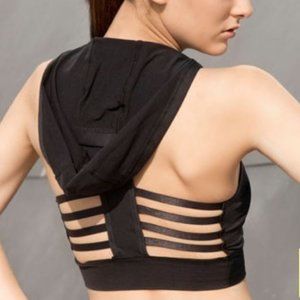 Seamless Performance Style Sports Bra with Removab